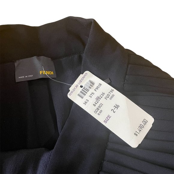 Fendi NWT Black Pleated Skirt Size 36 (2) - Picture 4 of 4
